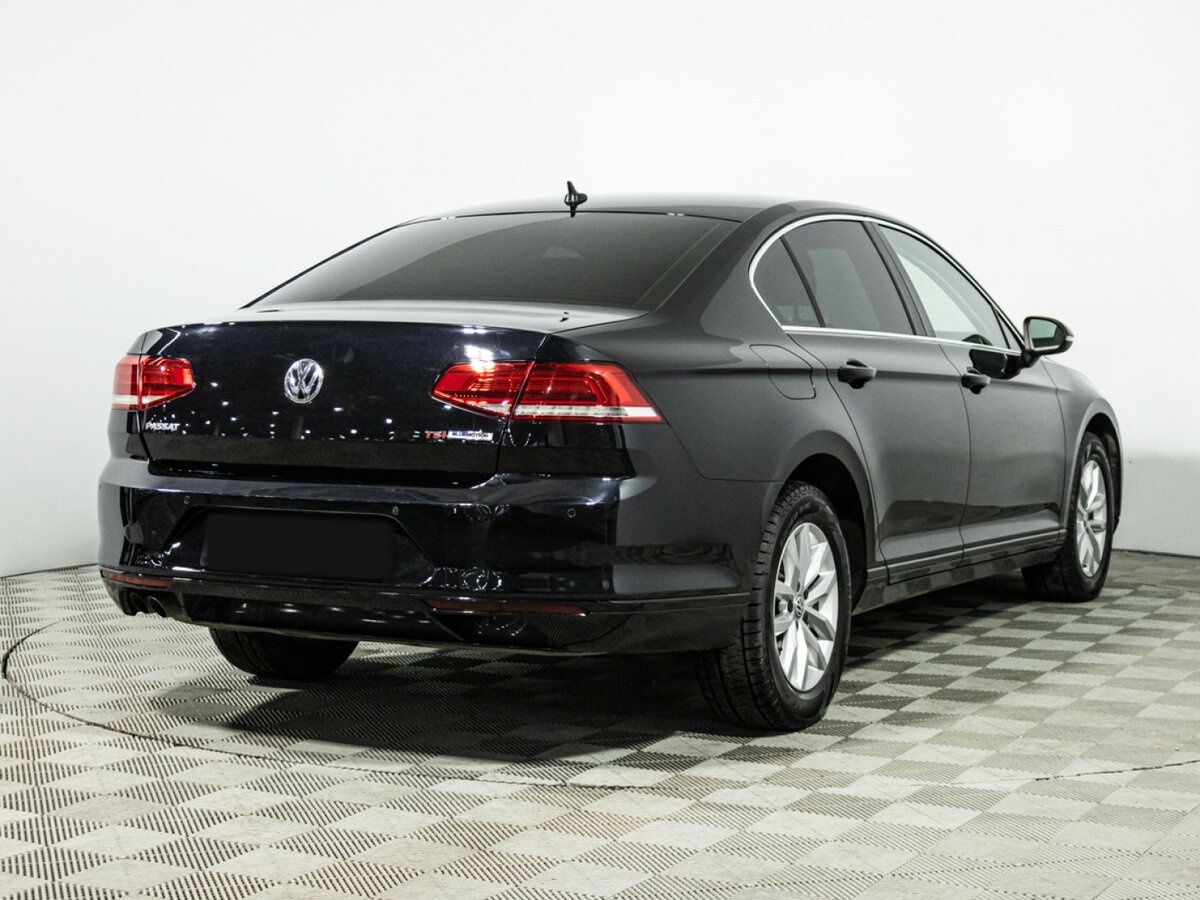Купить Volkswagen Passat с пробегом. Фото: #3