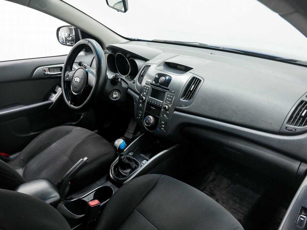 Купить Kia Cerato с пробегом. Фото: #6