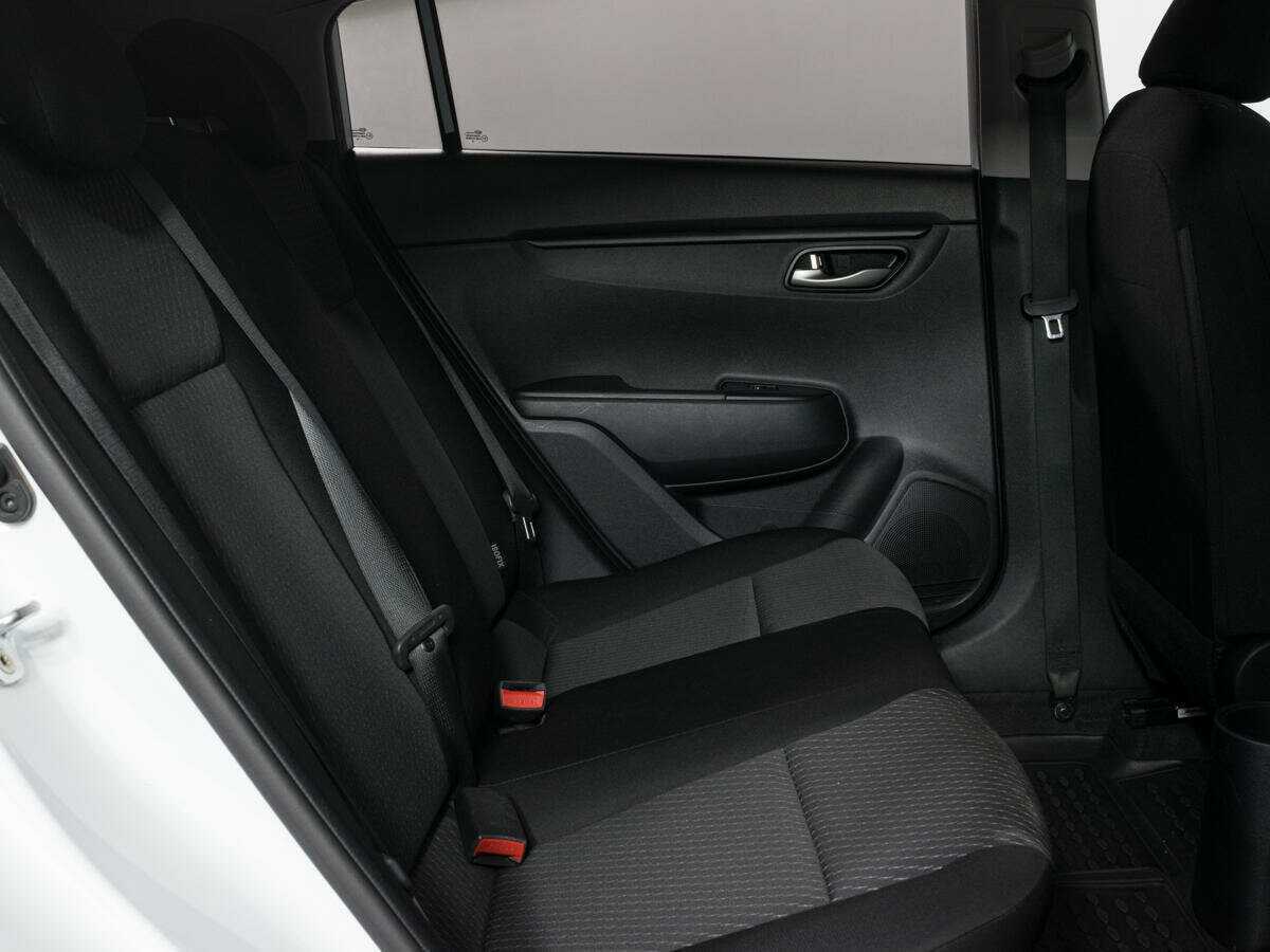 Купить Kia Rio с пробегом. Фото: #9