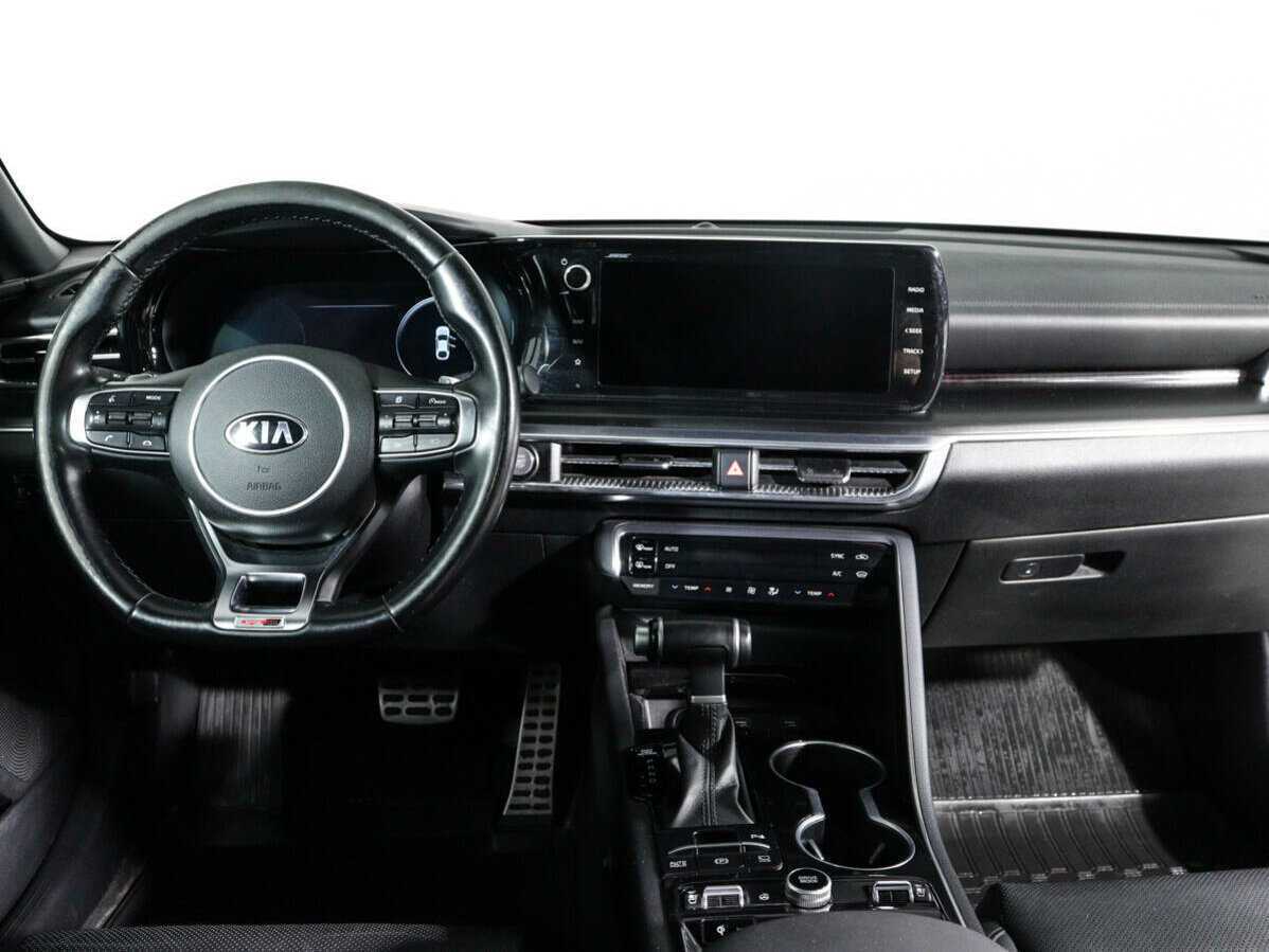 Купить Kia K5 с пробегом. Фото: #11