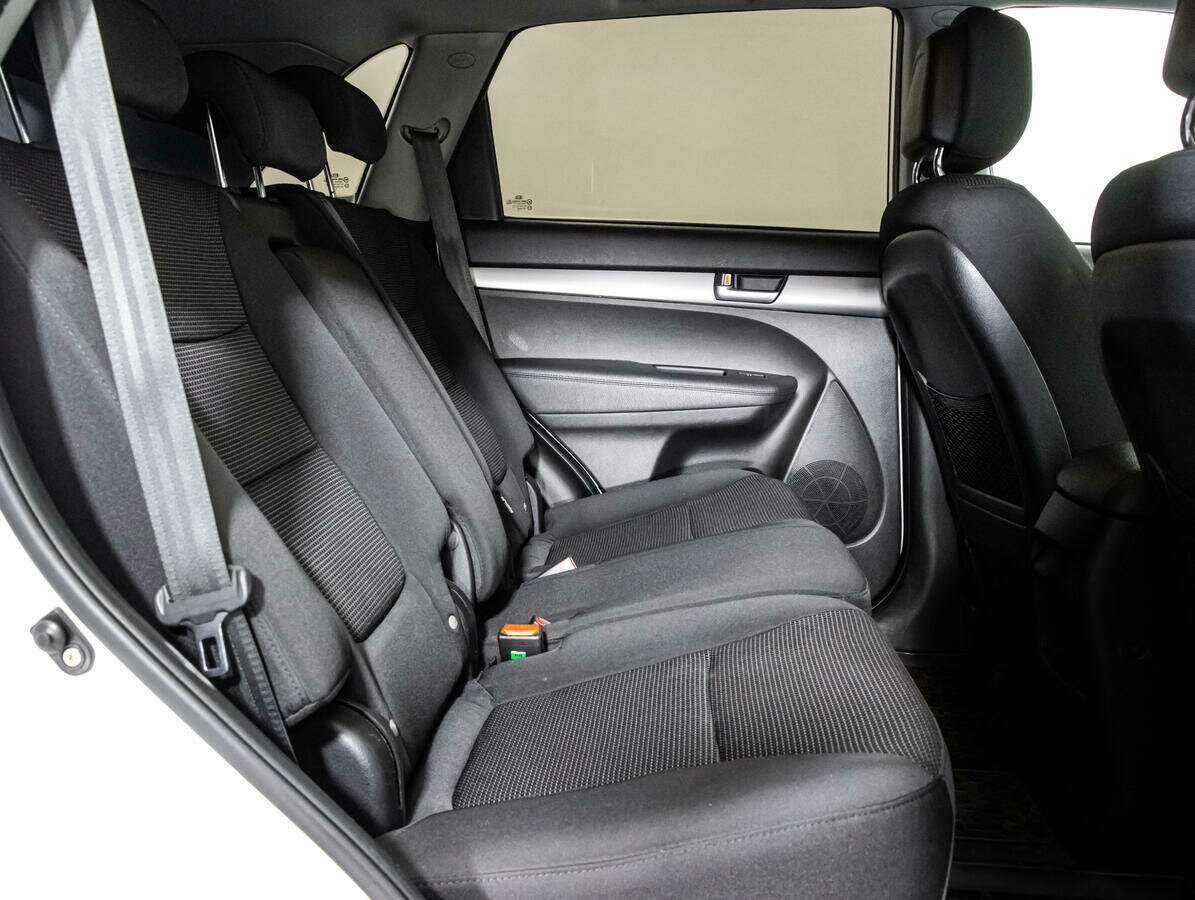 Купить Kia Sorento с пробегом. Фото: #16