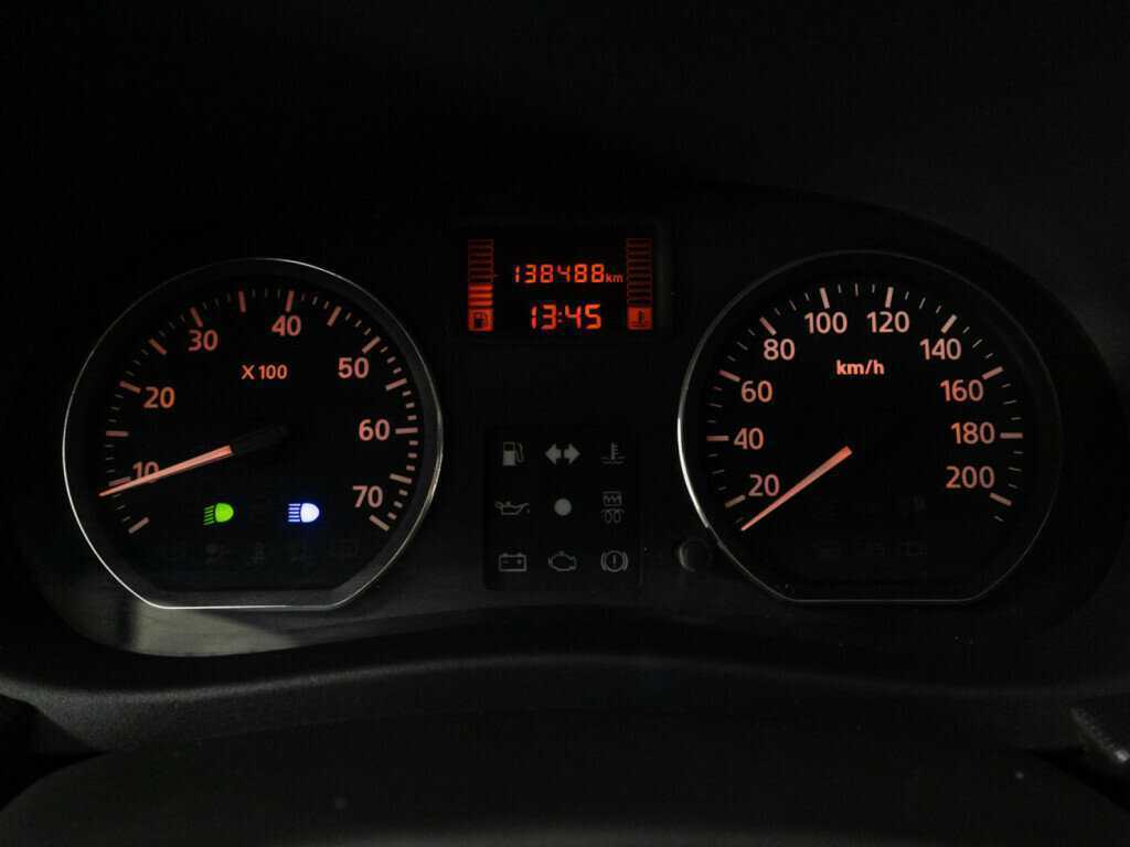 Купить Renault Sandero с пробегом. Фото: #11