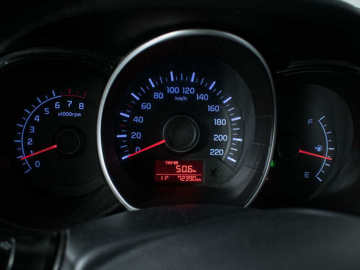 Купить Kia Rio с пробегом. Фото: #10