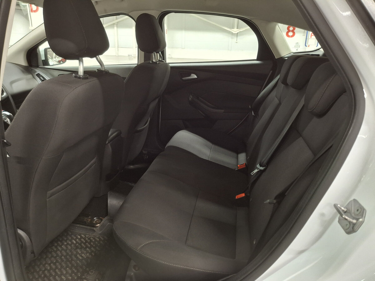 Купить Ford Focus с пробегом. Фото: #11