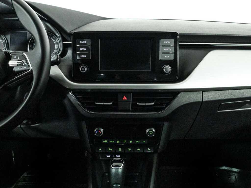 Купить Skoda Rapid с пробегом. Фото: #13