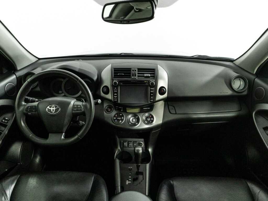 Купить Toyota RAV4 с пробегом. Фото: #12