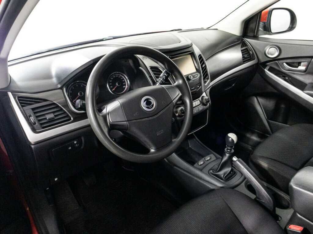 Купить SsangYong Actyon с пробегом. Фото: #10