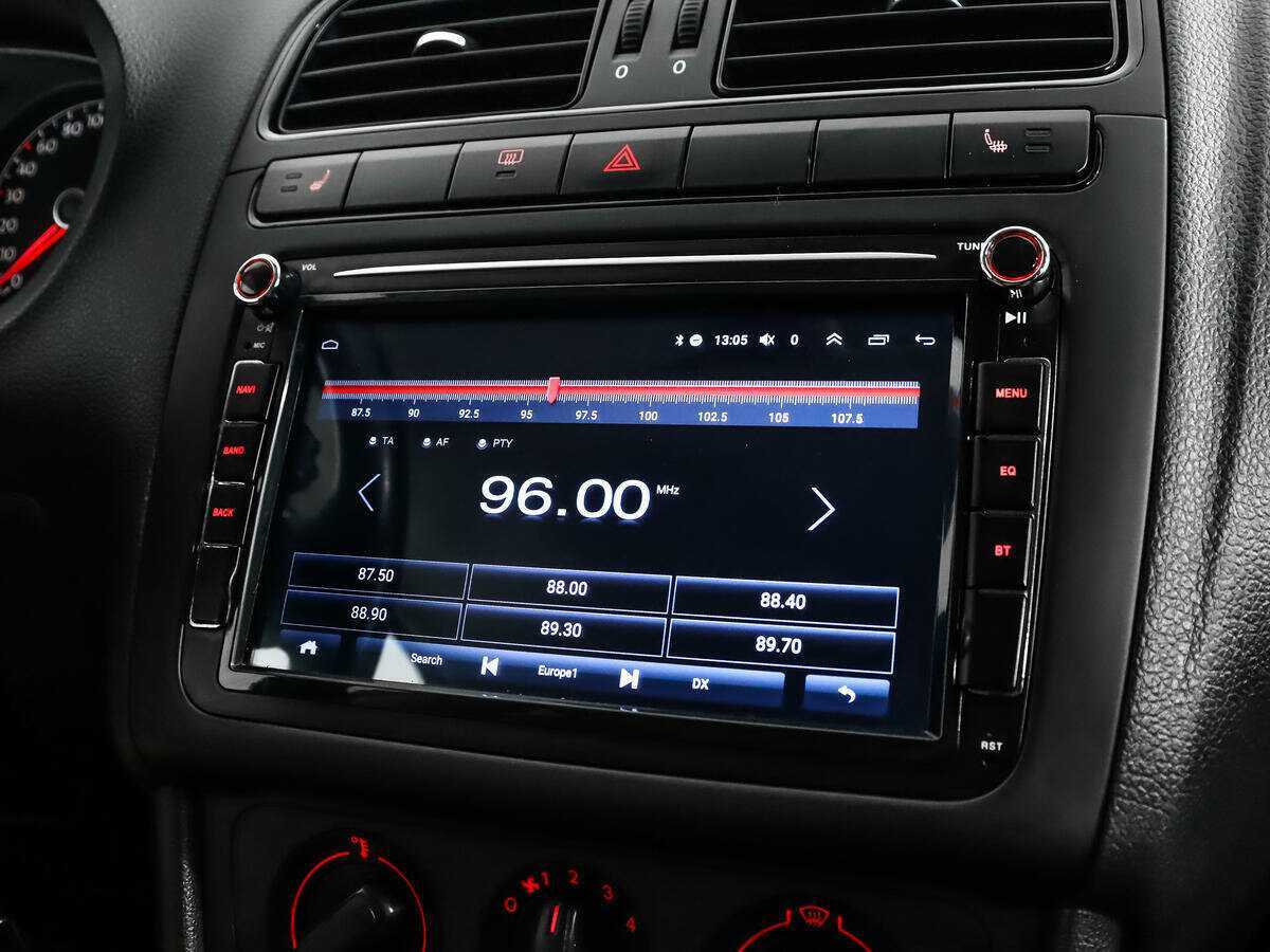 Купить Volkswagen Polo с пробегом. Фото: #11