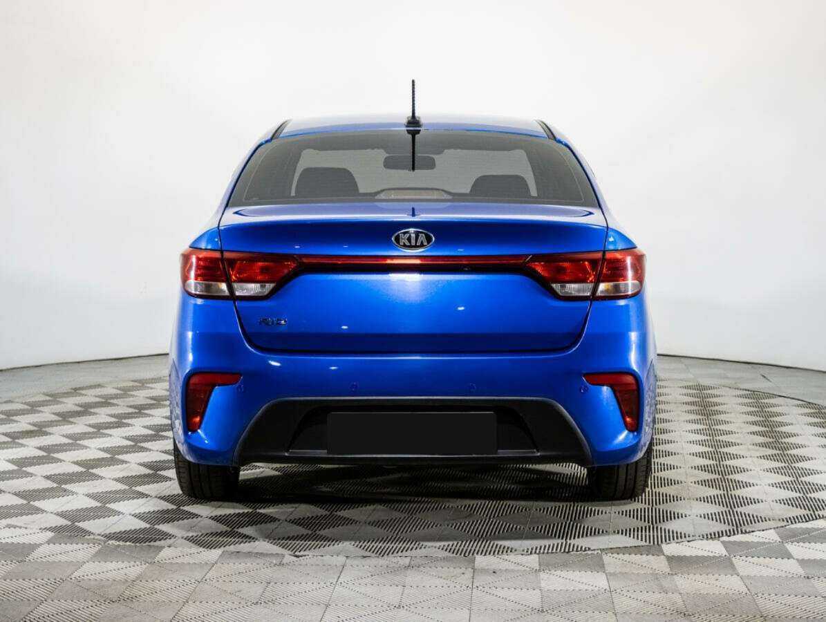 Купить Kia Rio с пробегом. Фото: #4