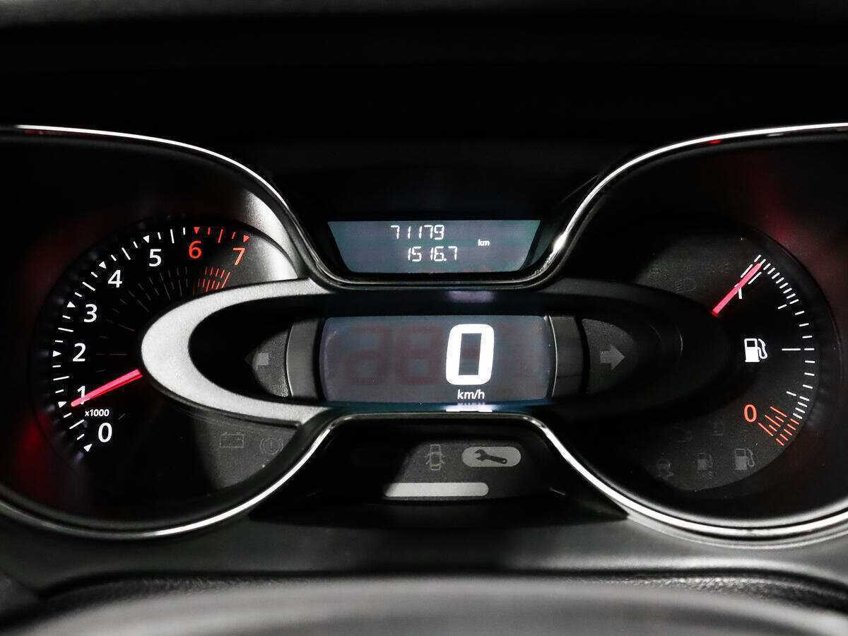 Купить Renault Kaptur с пробегом. Фото: #11