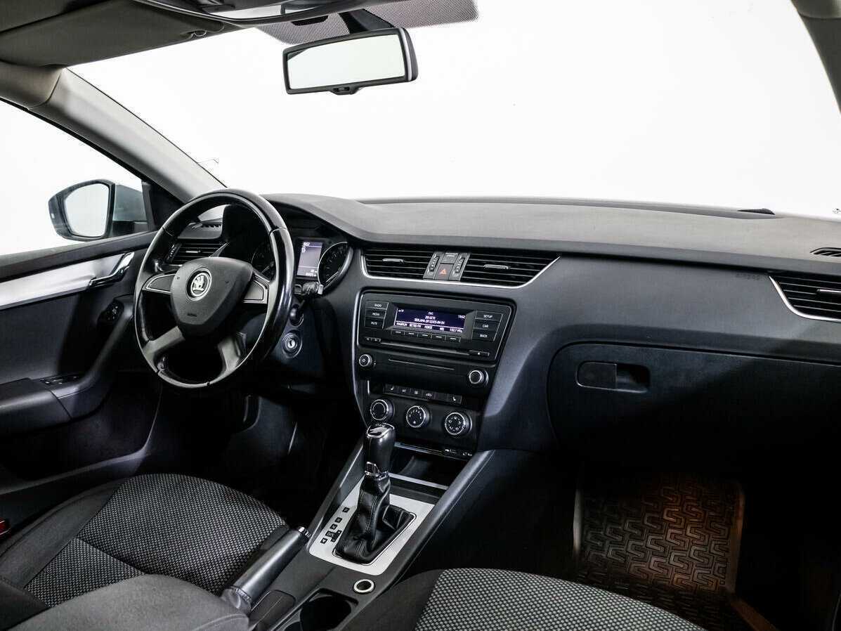 Купить Skoda Octavia с пробегом. Фото: #8