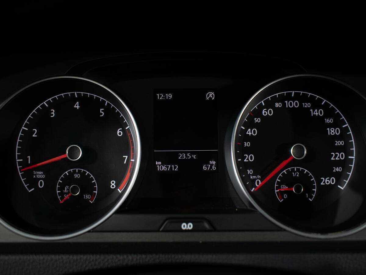 Купить Volkswagen Golf с пробегом. Фото: #10