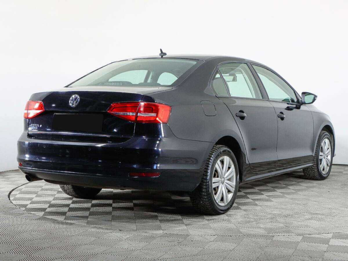Купить Volkswagen Jetta с пробегом. Фото: #4