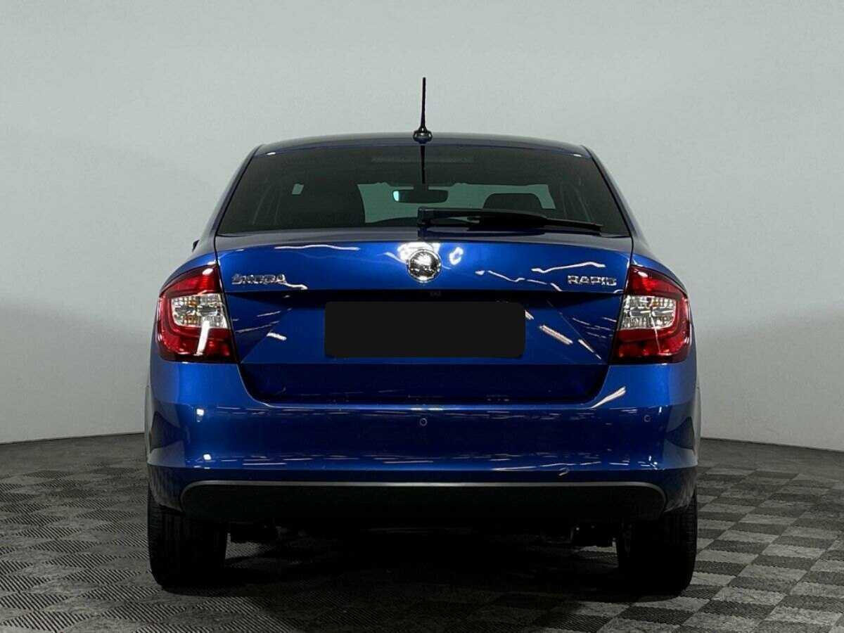Купить Skoda Rapid с пробегом. Фото: #5