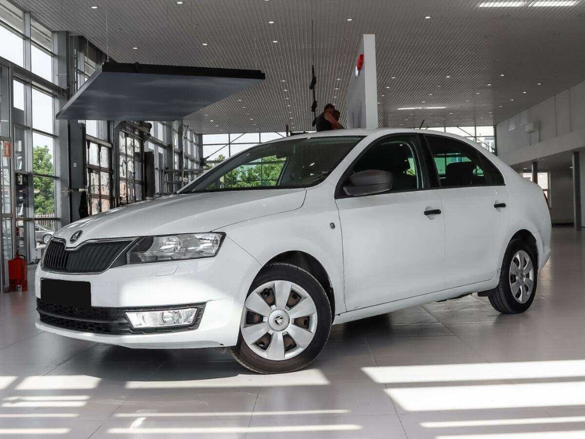 Купить Skoda Rapid с пробегом. Фото: #0