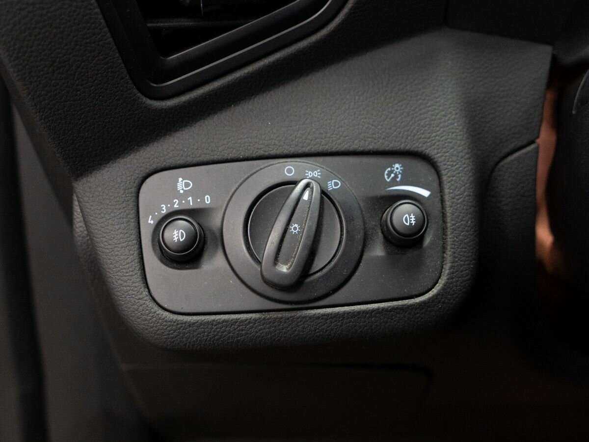 Купить Ford Kuga с пробегом. Фото: #13