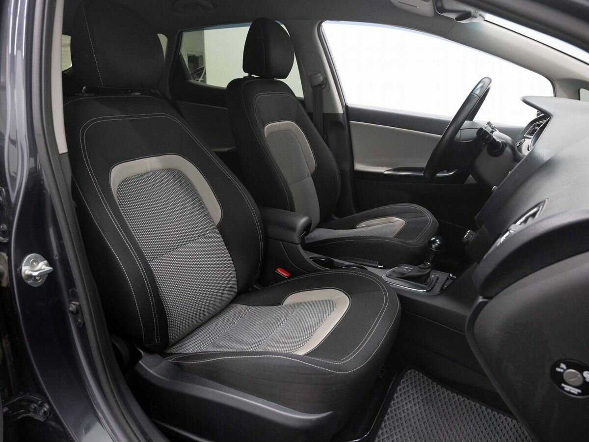 Купить Kia Ceed с пробегом. Фото: #13