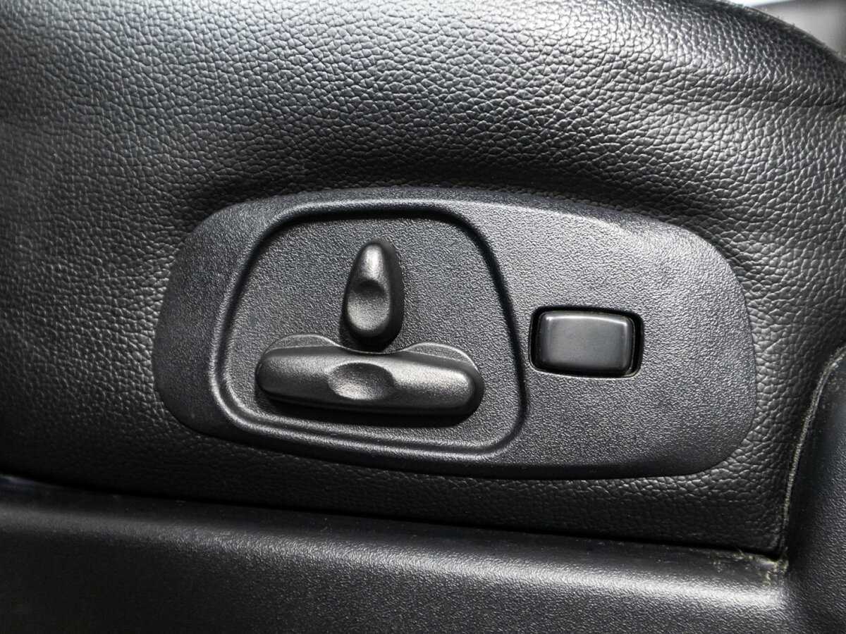 Купить Mitsubishi Pajero с пробегом. Фото: #12