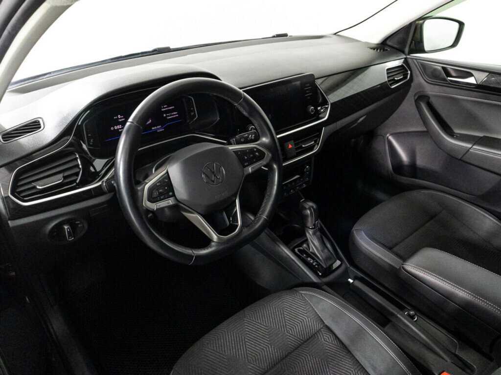 Купить Volkswagen Polo с пробегом. Фото: #10