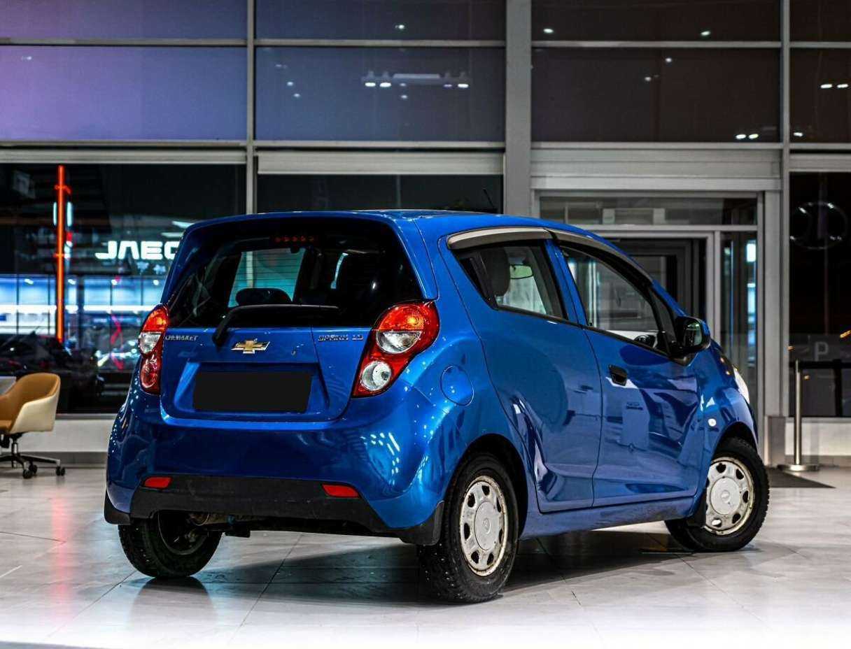 Купить Chevrolet Spark с пробегом. Фото: #2