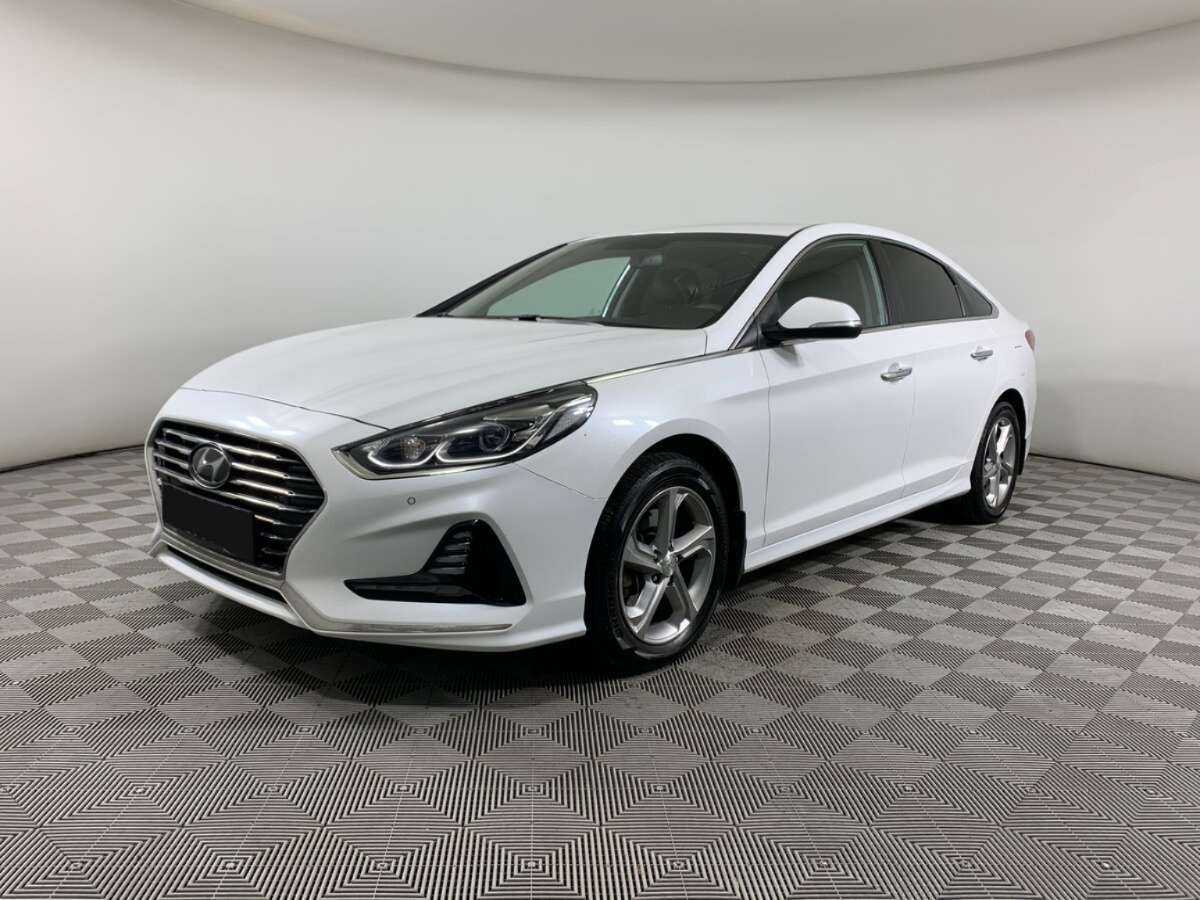 Купить Hyundai Sonata с пробегом. Посмотреть фото