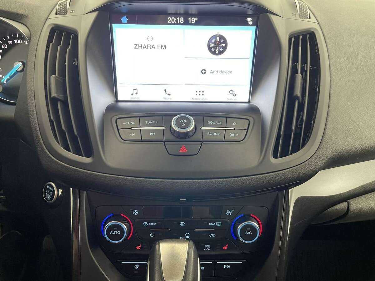 Купить Ford Kuga с пробегом. Фото: #9