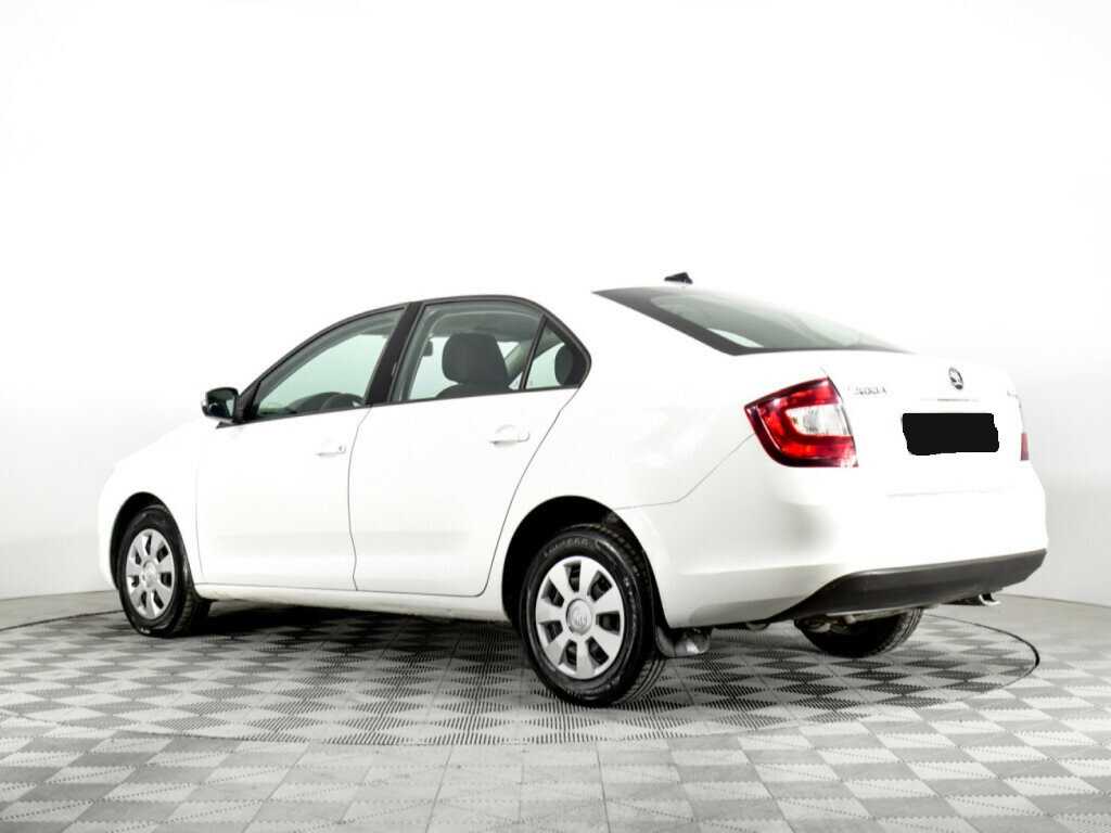 Купить Skoda Rapid с пробегом. Фото: #6