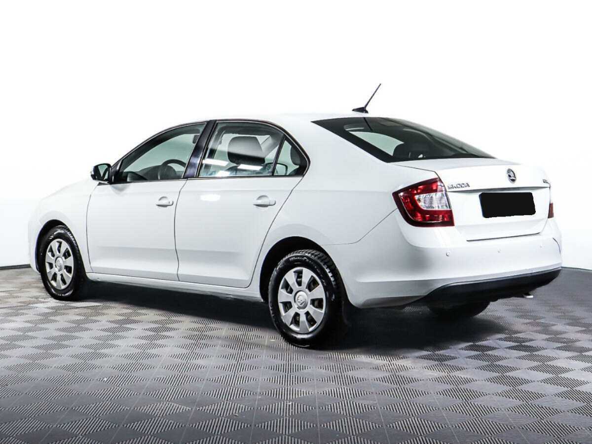 Купить Skoda Rapid с пробегом. Фото: #6