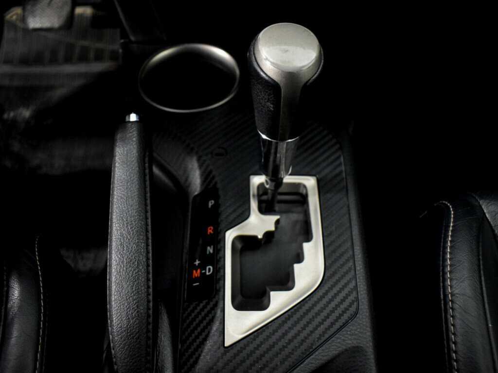 Купить Toyota RAV4 с пробегом. Фото: #10