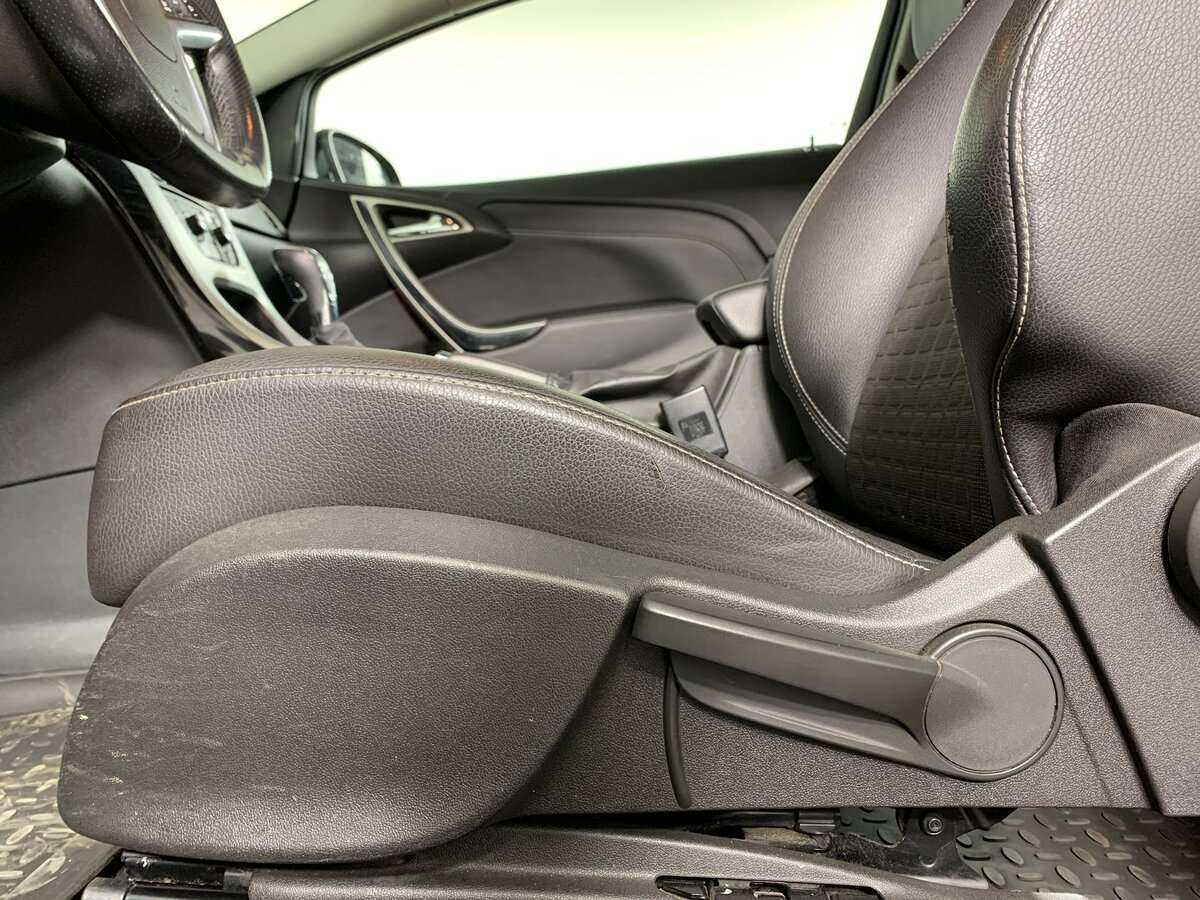 Купить Opel Astra с пробегом. Фото: #11