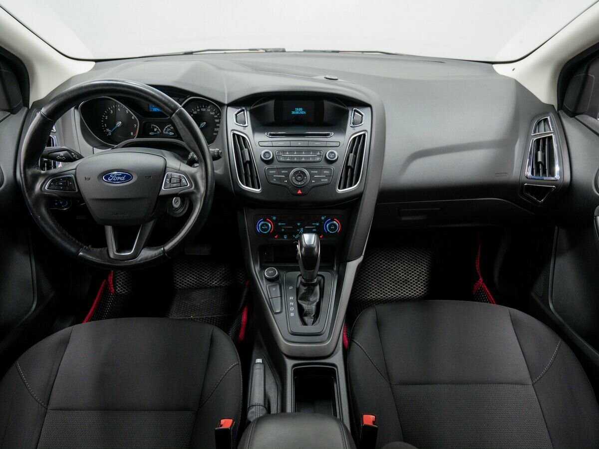 Купить Ford Focus с пробегом. Фото: #9