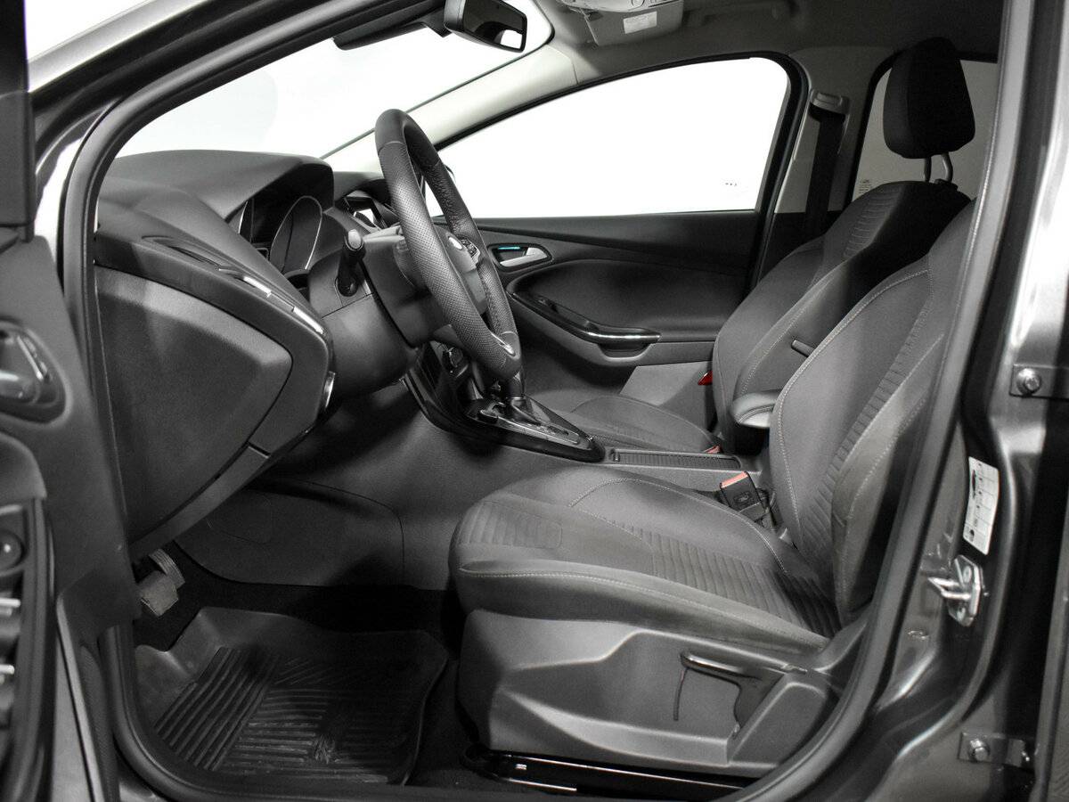 Купить Ford Focus с пробегом. Фото: #10
