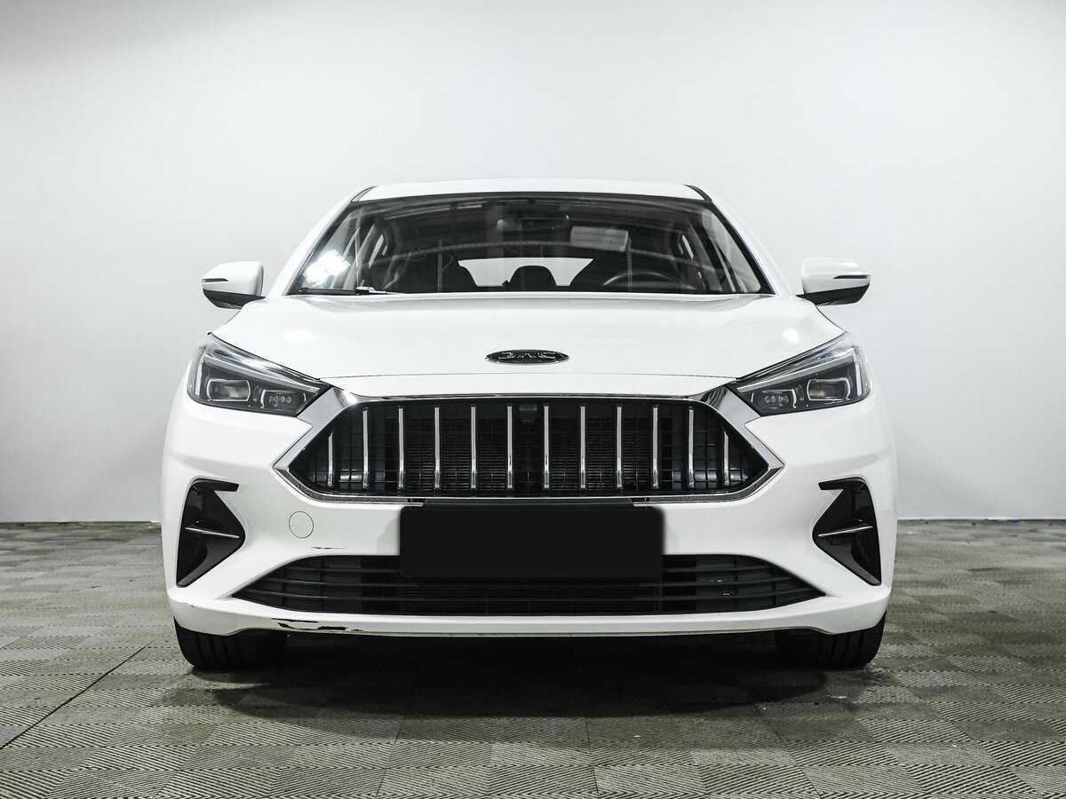 Купить JAC J7 с пробегом. Фото: #1