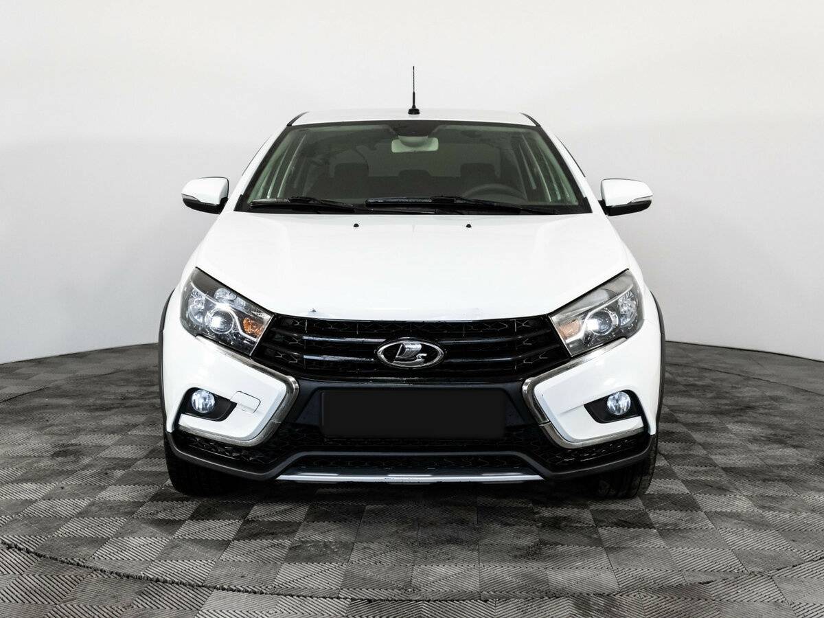 Купить Lada (ВАЗ) Vesta с пробегом. Фото: #1