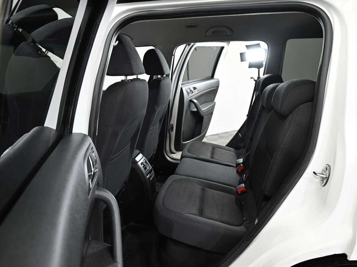 Купить Skoda Yeti с пробегом. Фото: #11