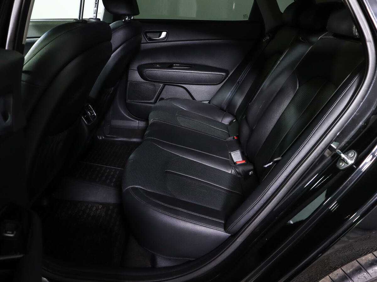 Купить Kia Optima с пробегом. Фото: #9