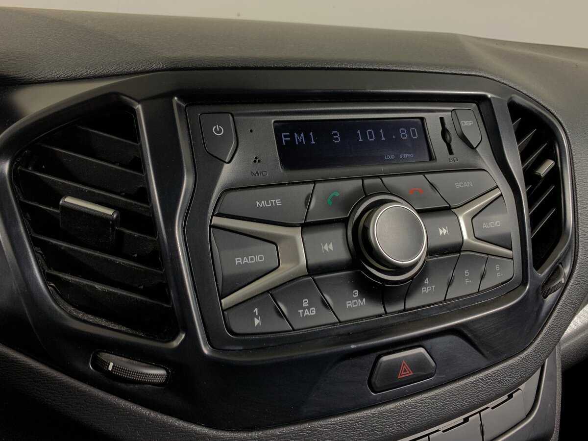 Купить Lada (ВАЗ) Vesta с пробегом. Фото: #15