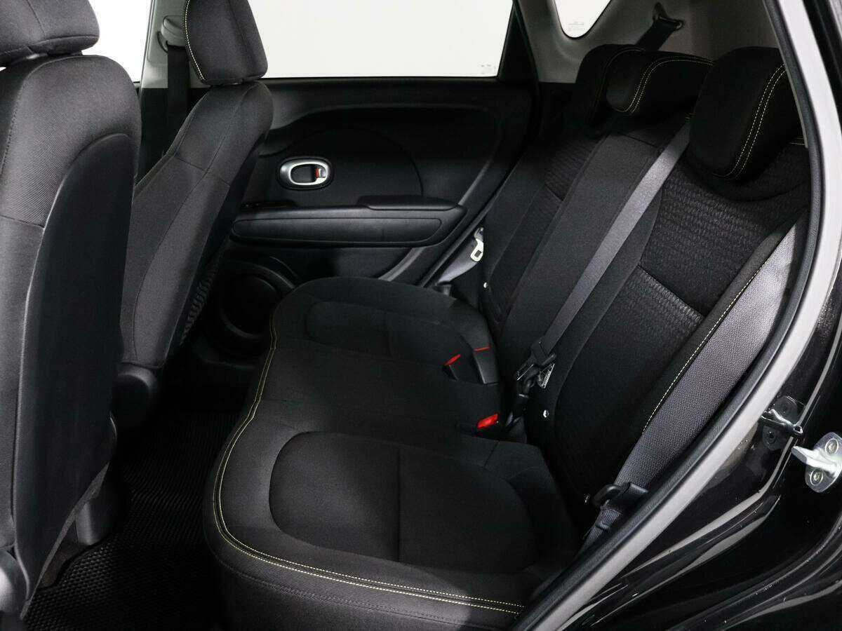 Купить Kia Soul с пробегом. Фото: #7