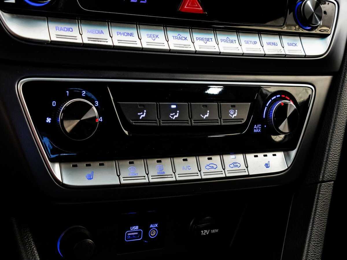 Купить Hyundai Sonata с пробегом. Фото: #18