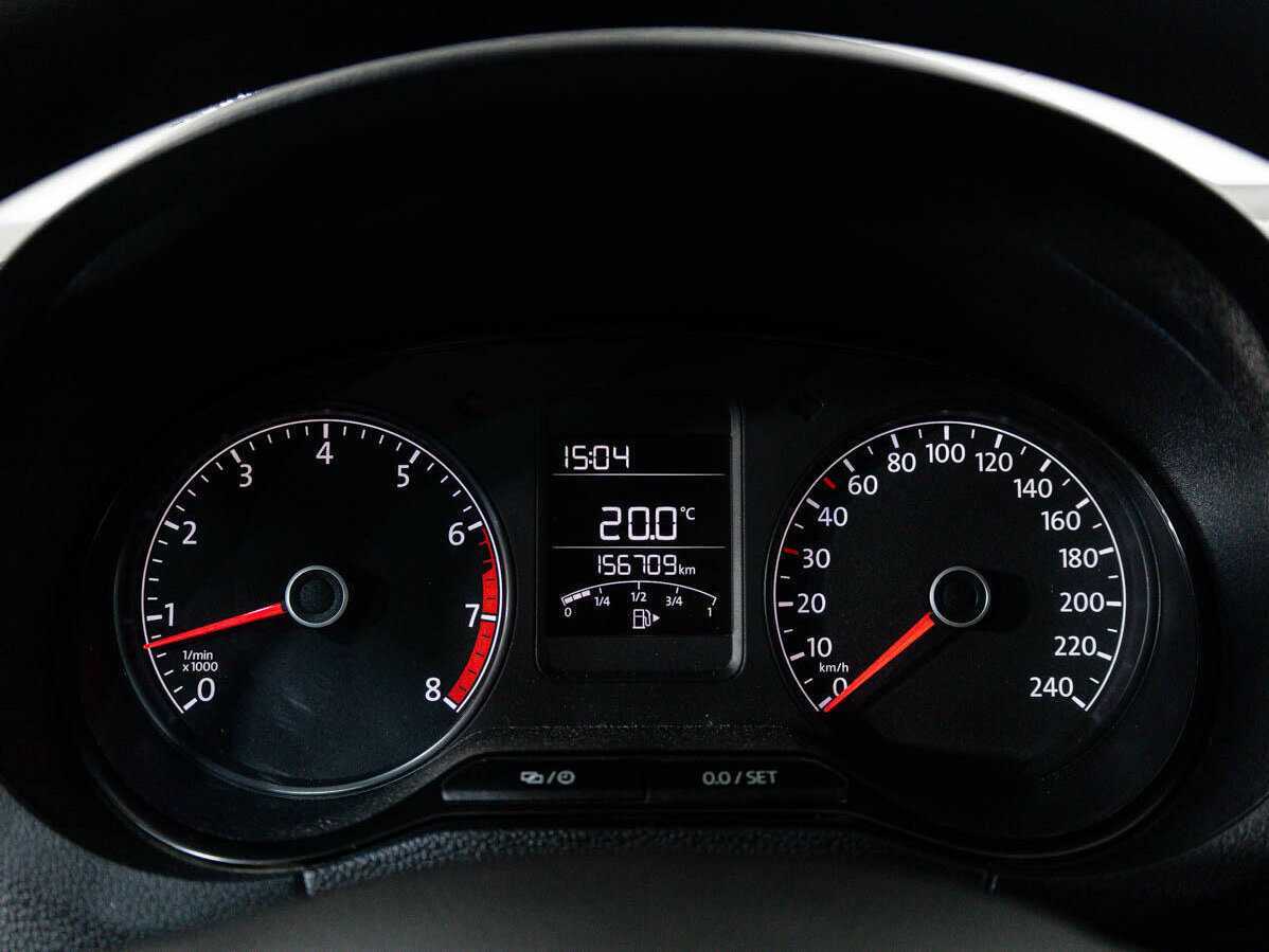 Купить Volkswagen Polo с пробегом. Фото: #9