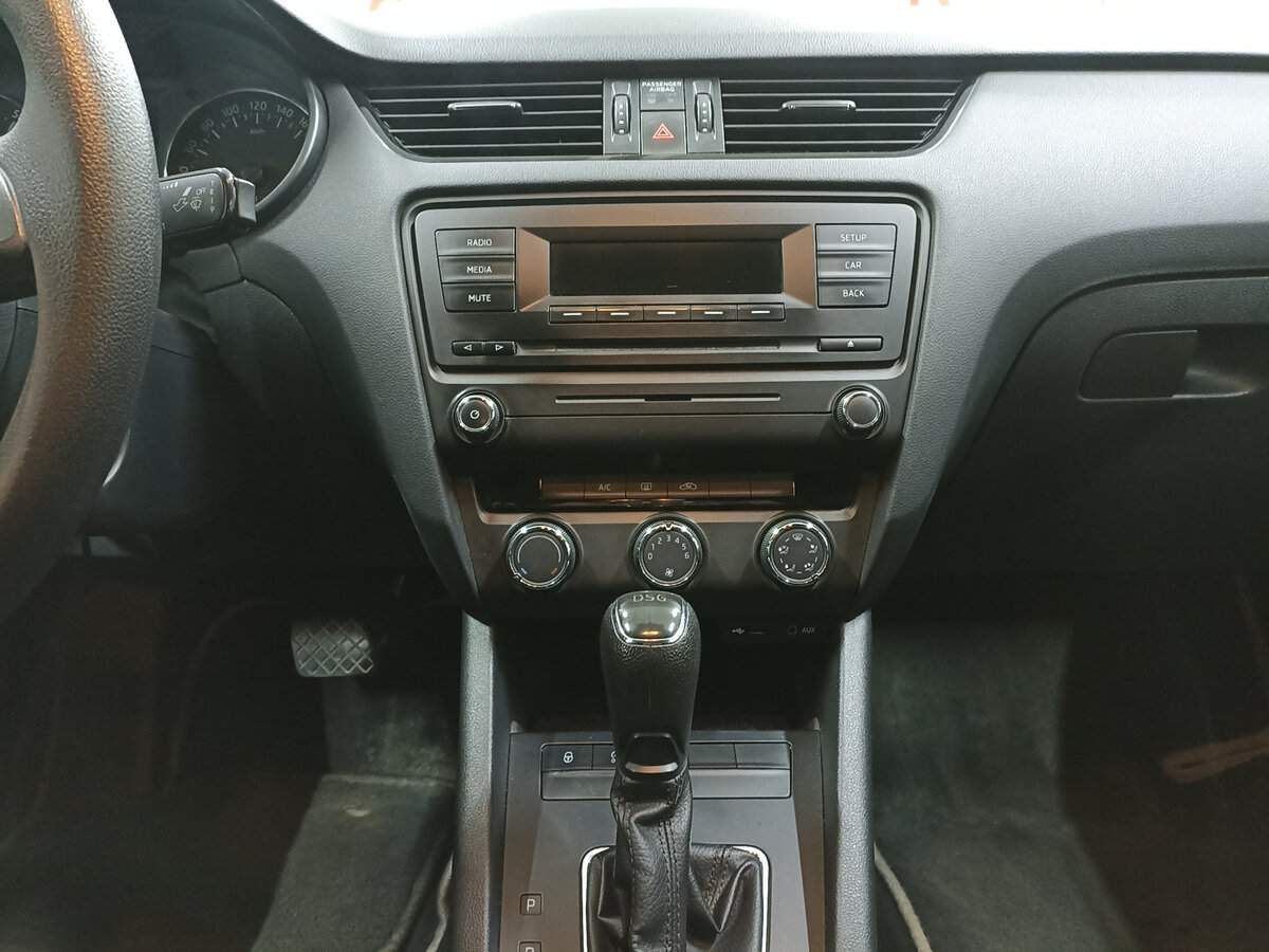 Купить Skoda Octavia с пробегом. Фото: #14