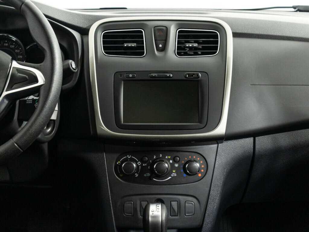 Купить Renault Sandero с пробегом. Фото: #13