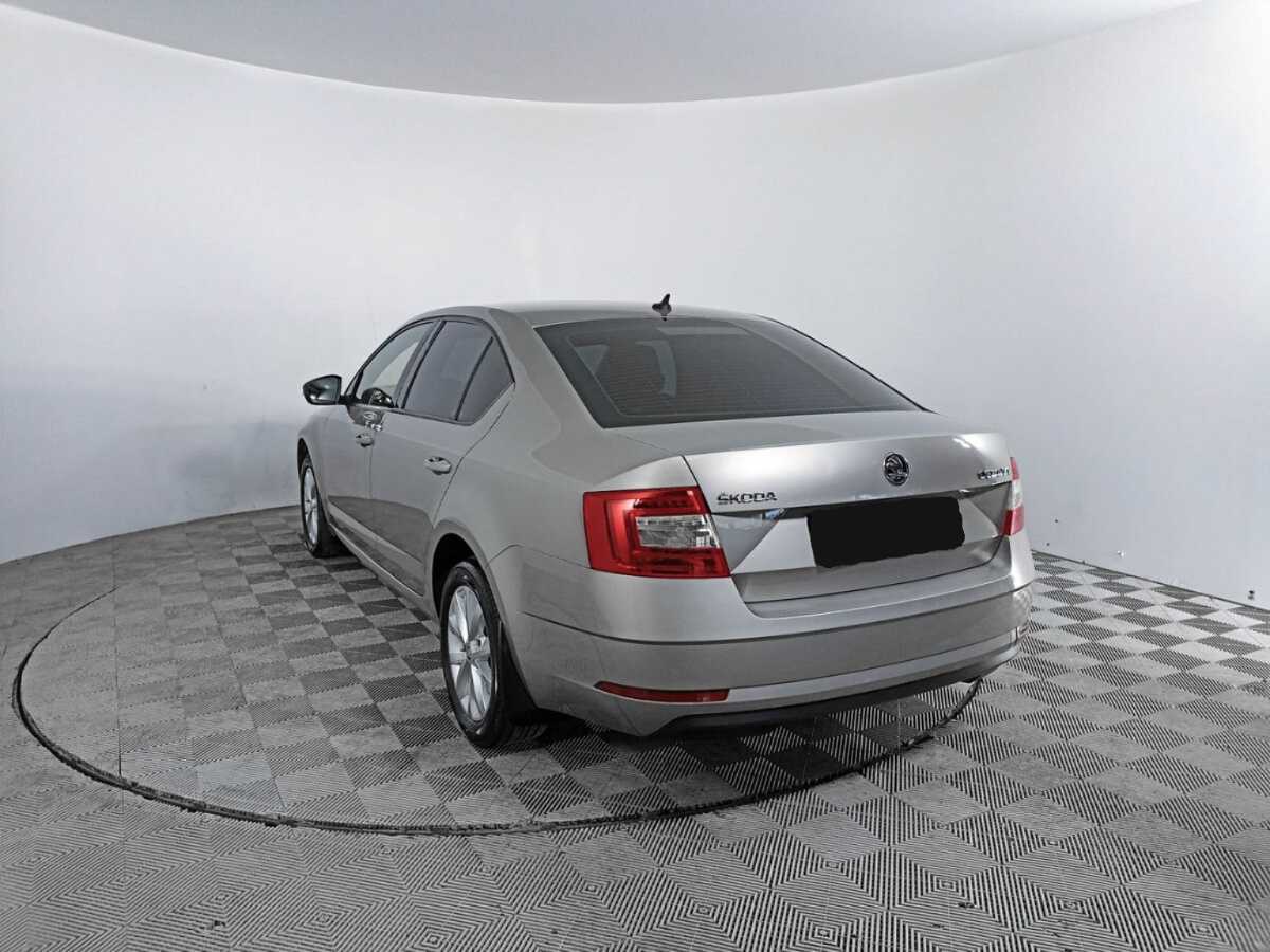 Купить Skoda Octavia с пробегом. Фото: #6