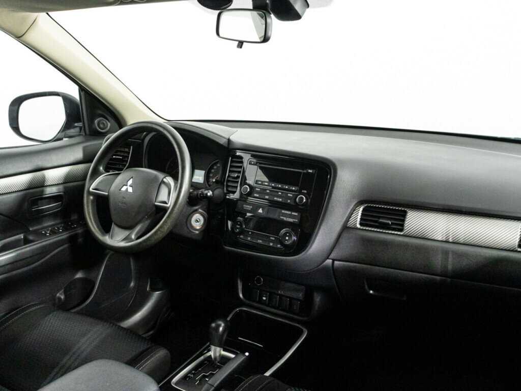 Купить Mitsubishi Outlander с пробегом. Фото: #7