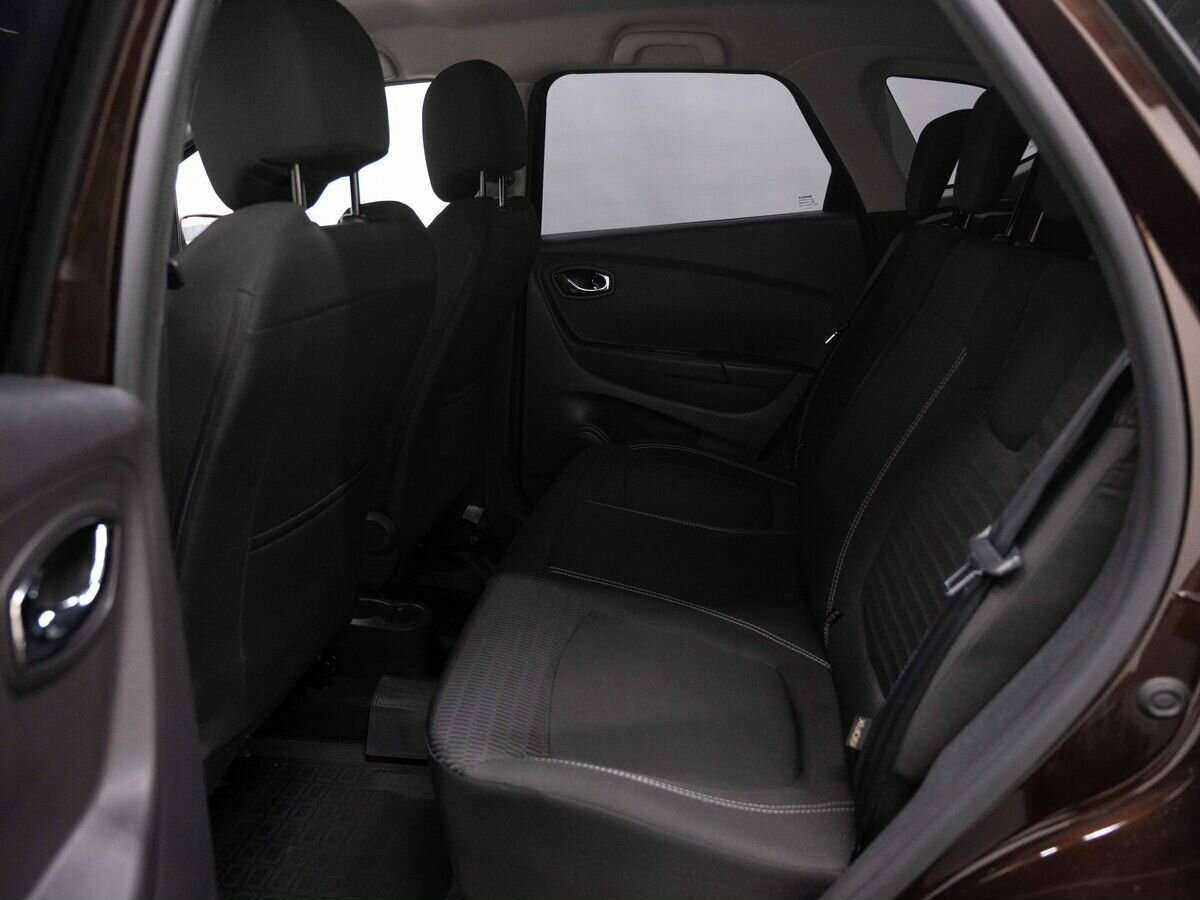 Купить Renault Kaptur с пробегом. Фото: #8