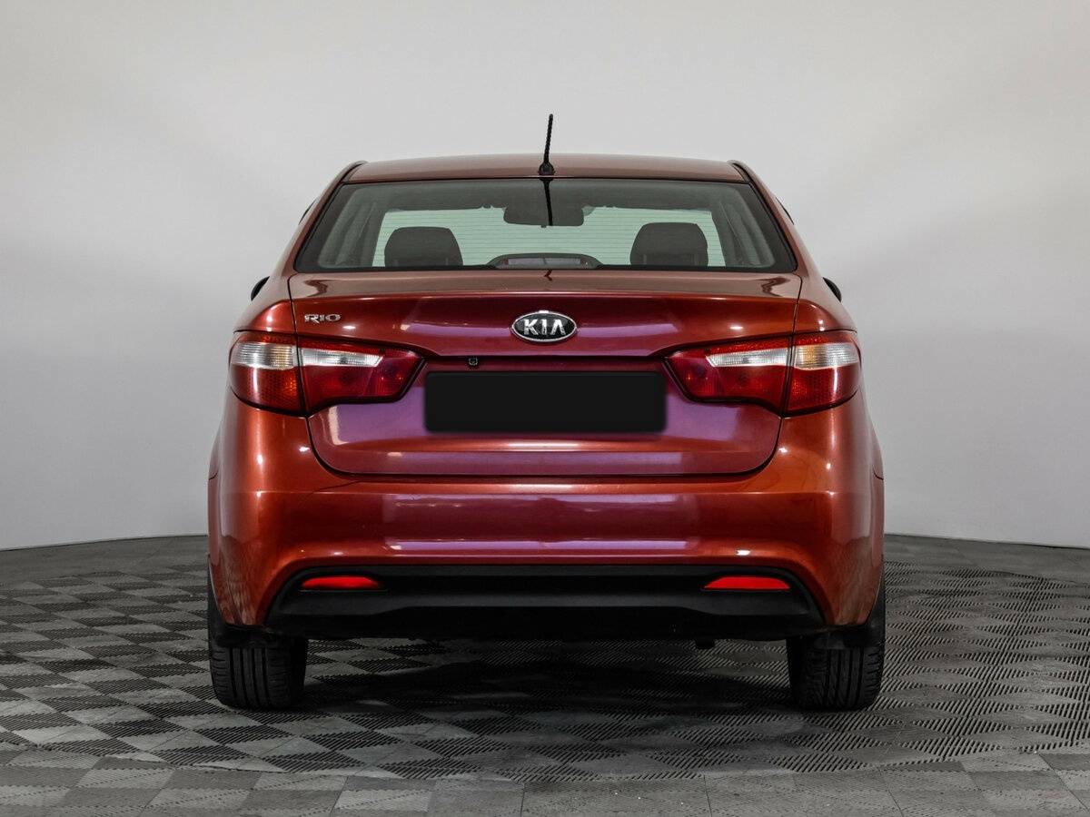 Купить Kia Rio с пробегом. Фото: #4