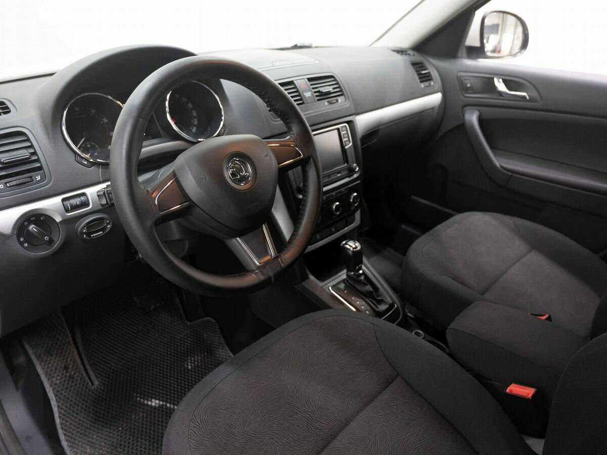 Купить Skoda Yeti с пробегом. Фото: #5