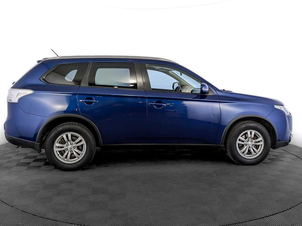 Купить Mitsubishi Outlander с пробегом. Фото: #3