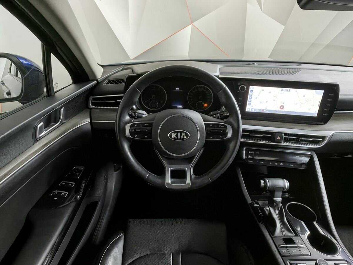 Купить Kia K5 с пробегом. Фото: #12
