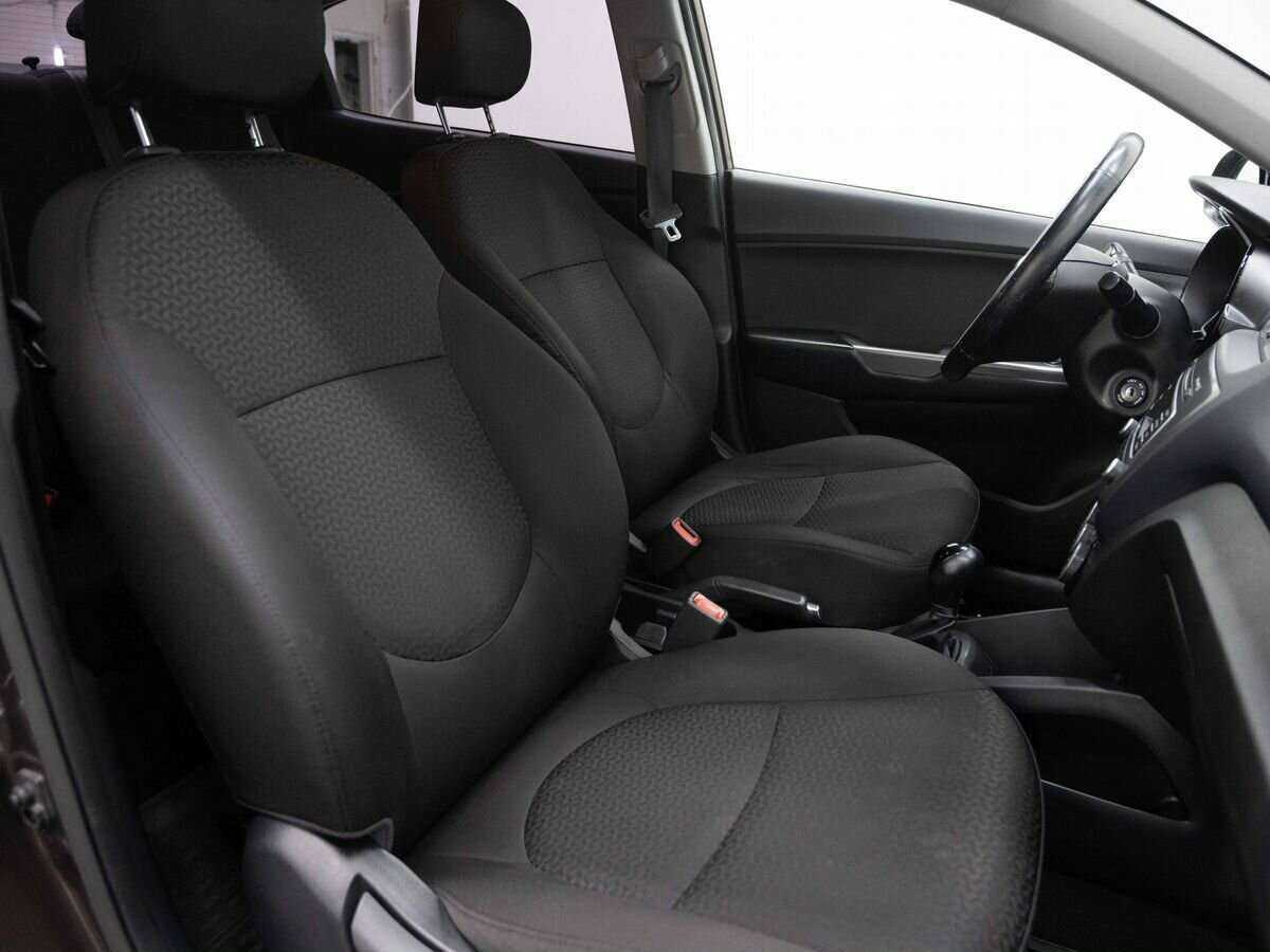 Купить Kia Rio с пробегом. Фото: #11